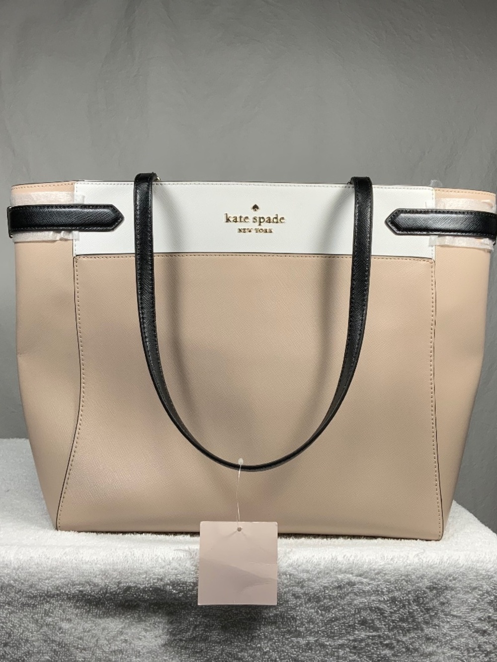 NWT - ♠️ Kate Spade Staci Laptop Tote